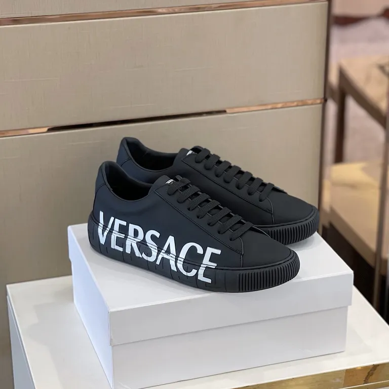 Versace Shoe 